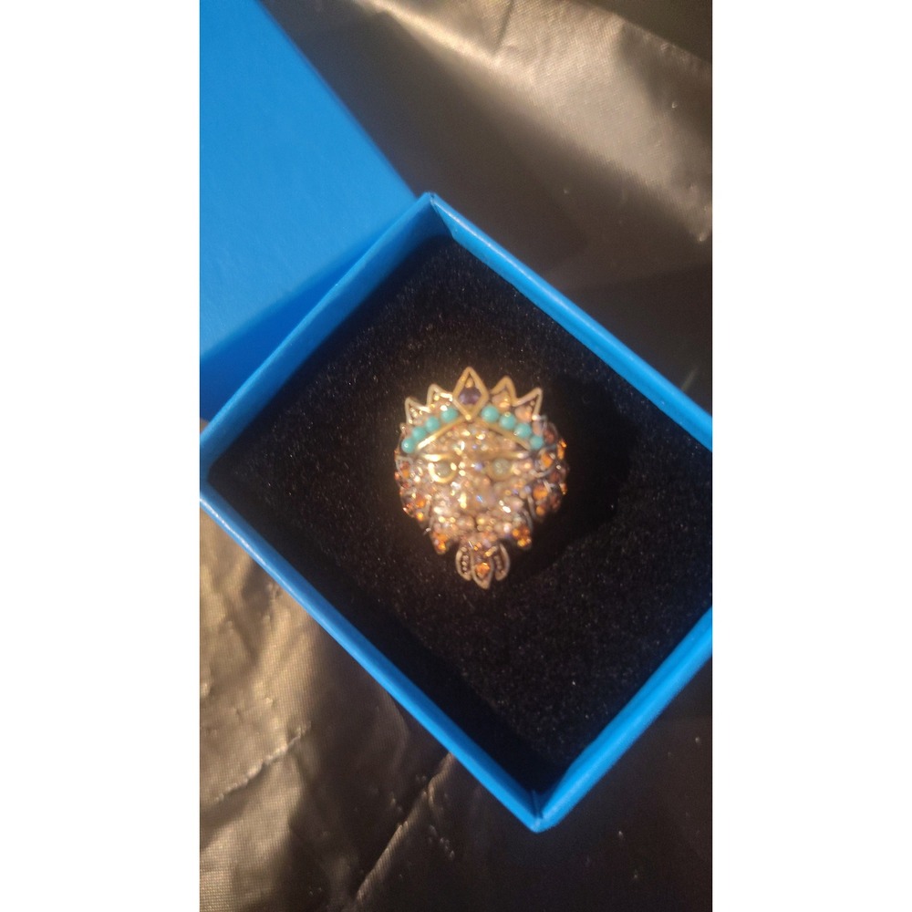 Heidi Daus Bling of the Jungle Lion Head Crystal Ring Gold Tone Size 6